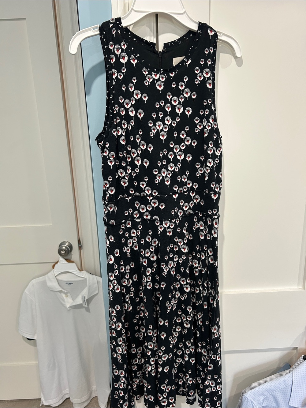 NWOT LOFT Black Floral Sleeveless Midi Dress - Elegant Everyday SIZE 00